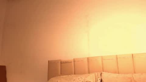 Snapshot of bebe_sua chatting on November 10, 9:58 pm Jennifer online show from November 10, 9:58 pm