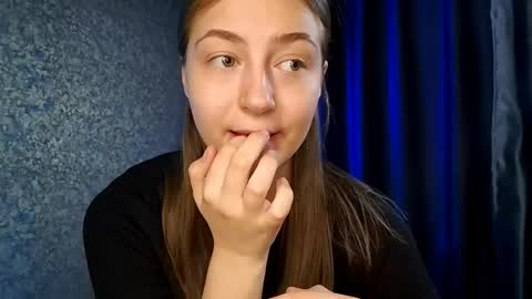 Melissa online show from May 2, 7:13 am