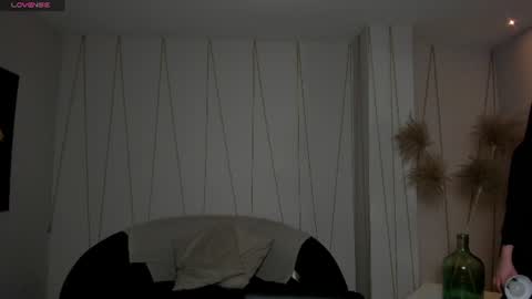 Am Becca online show from June 18, 11:58 am