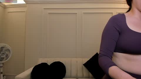 Am Becca online show from June 26, 11:58 am