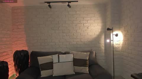 Am Becca online show from July 15, 11:59 am