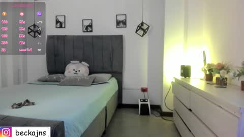 Marzhie online show from October 23, 2:38 pm