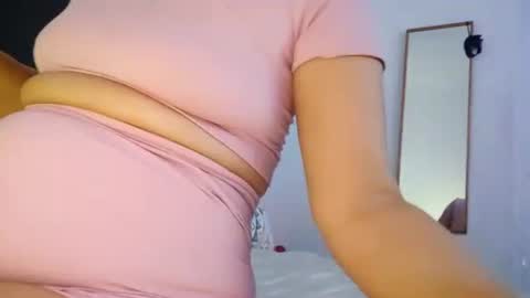 BECKY BOO  online show from March 10, 8:19 am