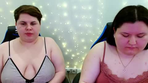 BeckyAndEllen online show from April 29, 7:53 pm