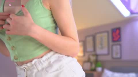 beckyissweetie online show from May 14, 8:21 am