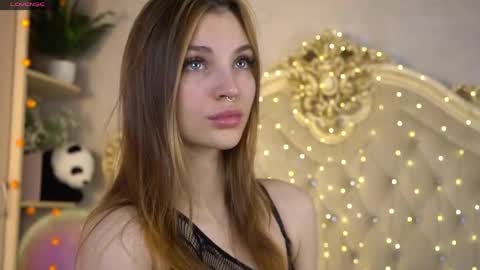 Melissa online show from May 2, 12:32 pm