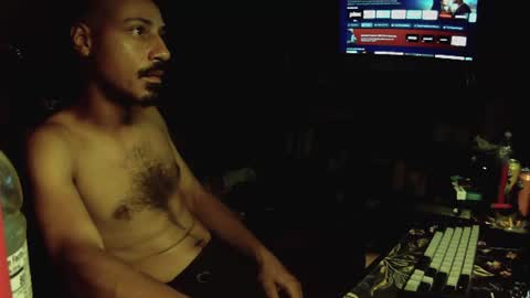 hungnheavy online show from June 26, 1:43 am
