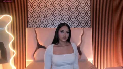 BELLA online show from February 19, 12:56 pm