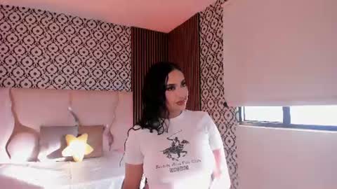 BELLA online show from June 17, 11:45 am