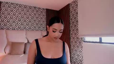 BELLA online show from July 28, 12:48 pm