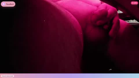 Snapshot of beereke69 chatting on July 12, 4:31 pm Beereke online show from July 12, 4:31 pm