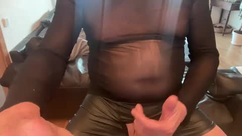 Snapshot of beewell chatting on December 14, 4:09 pm beewell online show from December 14, 4:09 pm