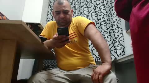 Snapshot of bela747741 chatting on January 9, 11:13 pm kevin and Bella online show from January 9, 11:13 pm