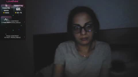 Snapshot of bela747741 chatting on September 28, 7:41 pm kevin and Bella online show from September 28, 7:41 pm