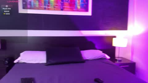 Snapshot of belajones chatting on November 13, 11:14 pm Bela online show from November 13, 11:14 pm