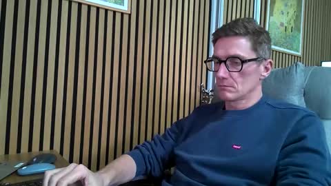 SexFriendFrance online show from March 13, 12:23 pm