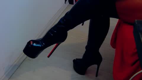 Snapshot of belatrixdomme chatting on May 16, 7:05 am BelatrixDomme online show from May 16, 7:05 am