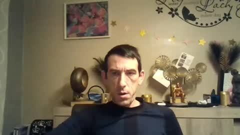 Snapshot of belgianboy33 chatting on January 8, 3:29 am Dreamcock online show from January 8, 3:29 am