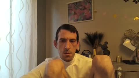 Snapshot of belgianboy33 chatting on January 13, 8:37 am Dreamcock online show from January 13, 8:37 am