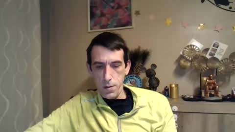 Snapshot of belgianboy33 chatting on February 3, 3:42 am Dreamcock online show from February 3, 3:42 am