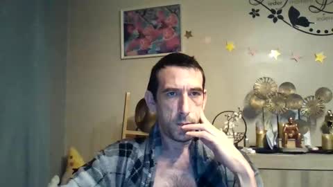 Snapshot of belgianboy33 chatting on October 6, 3:15 am Dreamcock online show from October 6, 3:15 am