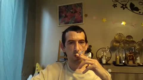 Snapshot of belgianboy33 chatting on October 8, 6:44 am Dreamcock online show from October 8, 6:44 am