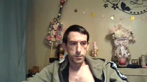 Snapshot of belgianboy33 chatting on November 17, 4:18 am Dreamcock online show from November 17, 4:18 am