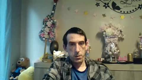 Snapshot of belgianboy33 chatting on November 23, 9:53 am Dreamcock online show from November 23, 9:53 am