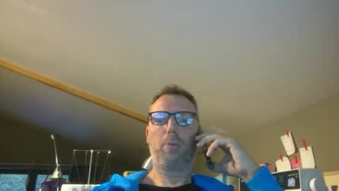 Snapshot of belgianordenary chatting on December 2, 7:47 am belgianordenary online show from December 2, 7:47 am