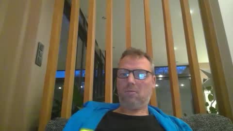 Snapshot of belgianordenary chatting on December 4, 6:44 am belgianordenary online show from December 4, 6:44 am