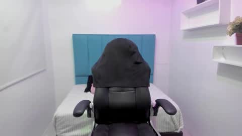 Snapshot of belinda_ws chatting on September 22, 1:02 pm Bella online show from September 22, 1:02 pm