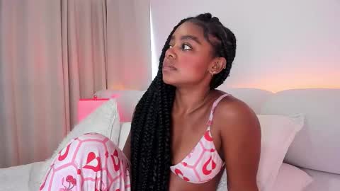 Snapshot of belkis_mills chatting on October 2, 4:47 pm Belkis online show from October 2, 4:47 pm