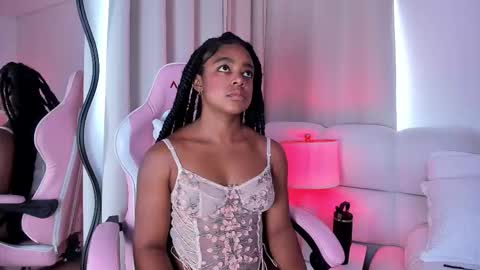 Snapshot of belkis_mills chatting on October 6, 4:15 pm Belkis online show from October 6, 4:15 pm