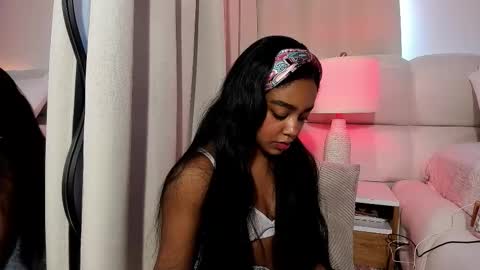 Snapshot of belkis_mills chatting on October 17, 4:20 pm Belkis online show from October 17, 4:20 pm