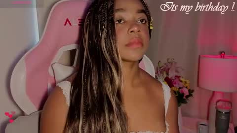 Snapshot of belkis_mills chatting on May 12, 4:04 pm Belkis online show from May 12, 4:04 pm