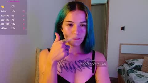   online show from December 18, 5:42 pm