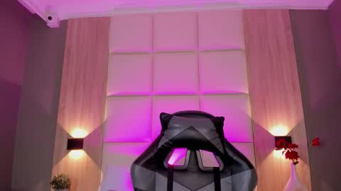 Bella cam online show from November 7, 7:36 pm