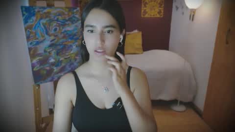 Snapshot of bella_669 chatting on December 18, 10:05 pm Bella 669 online show from December 18, 10:05 pm