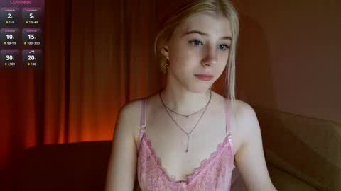 Bella online show from May 9, 6:46 pm