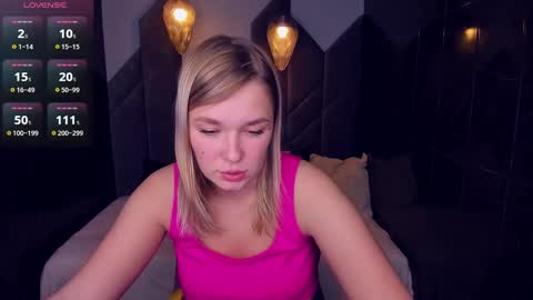 Bella online show from December 23, 11:57 am