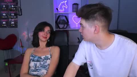 Snapshot of bella_cute12 chatting on November 5, 1:33 pm Bella online show from November 5, 1:33 pm