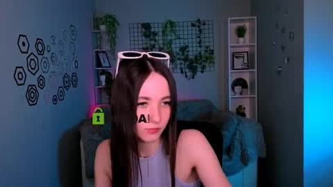 Bella online show from May 5, 12:24 pm