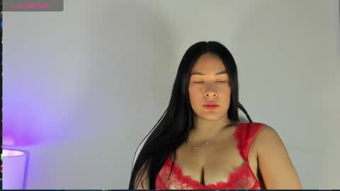 Snapshot of bella_hadid1_ chatting on February 28, 1:58 pm Laura online show from February 28, 1:58 pm