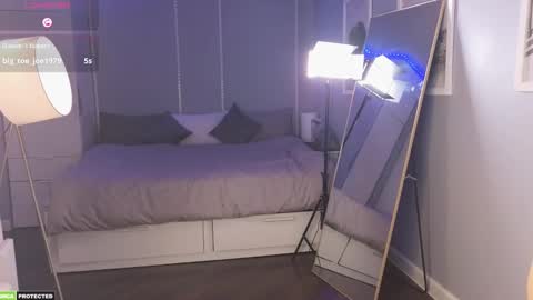 Snapshot of bella_hayes chatting on January 9, 1:18 am Bella next stream December 2 at 9pm gmt online show from January 9, 1:18 am