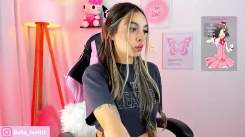 Snapshot of bella_hunteer chatting on October 3, 5:59 am bella igbella hunttt online show from October 3, 5:59 am