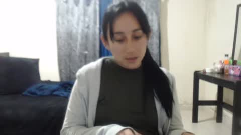 bella_luna34 online show from February 25, 3:27 am