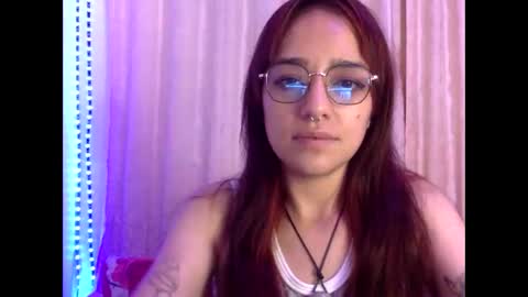 bella_mc online show from December 15, 12:37 am