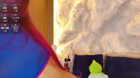 Snapshot of bella_mush chatting on June 11, 10:30 pm BELLA online show from June 11, 10:30 pm