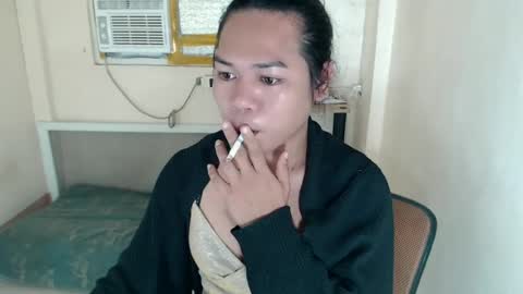 Snapshot of bella_ngo chatting on June 22, 4:09 am bella_ngo online show from June 22, 4:09 am