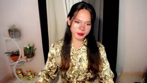 Snapshot of bella_ngo chatting on July 11, 10:55 pm bella_ngo online show from July 11, 10:55 pm